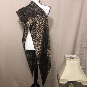 Leopard print Dennis Basso scarf